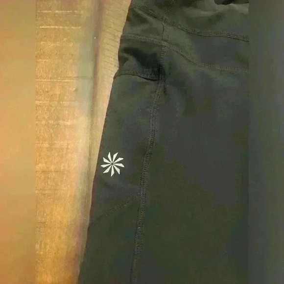 Women’s size small athleta “mesh” running capris - Picture 3 of 7